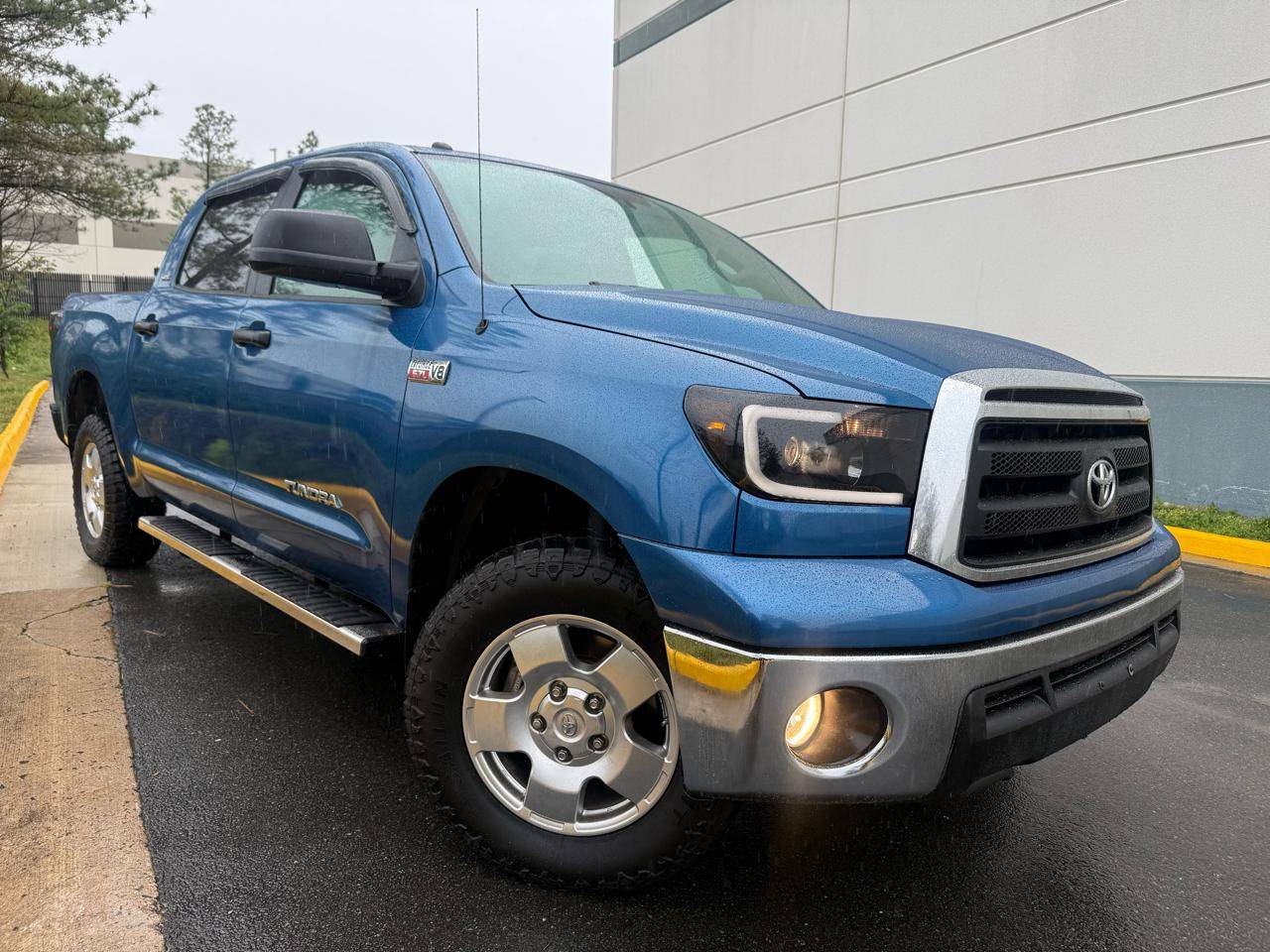 2010 Toyota Tundra Base