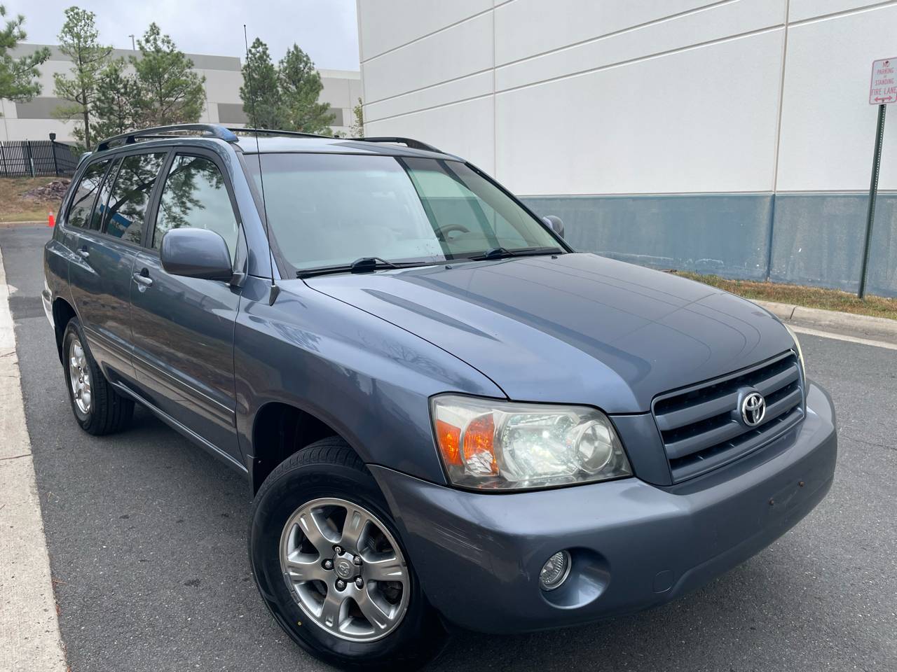 2007 Toyota Highlander Base V6 — SUV — 140,422 mi — Chantilly, VA