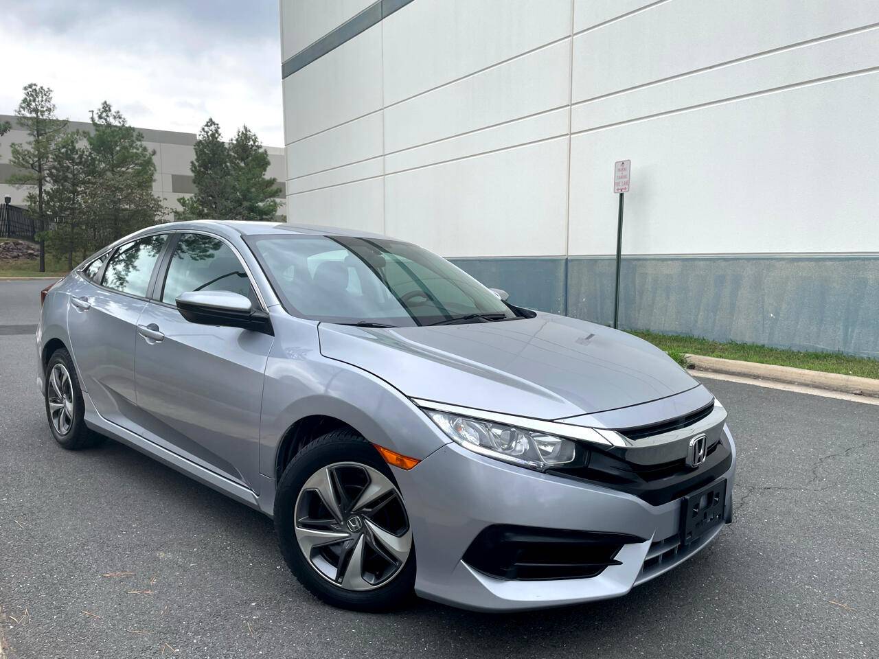 2016 Honda Civic LX — Sedan — 128,123 mi — Chantilly, VA