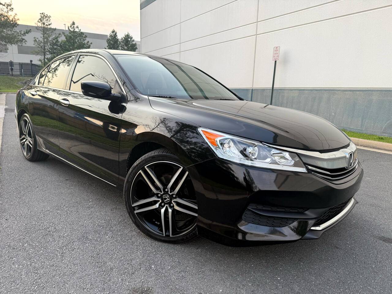 2016 Honda Accord LX — Sedan — 93,978 mi — Chantilly, VA