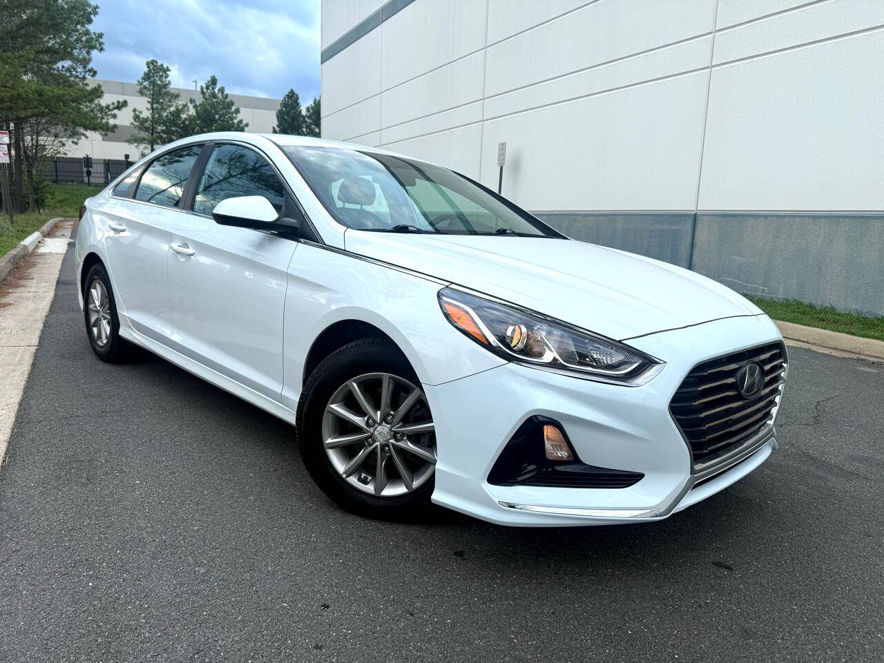 2018 Hyundai Sonata SE — Sedan — 68,363 mi — Chantilly, VA
