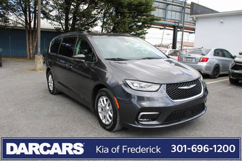 2022 Chrysler Pacifica Touring L — Minivan — 82,278 mi — Frederick, MD