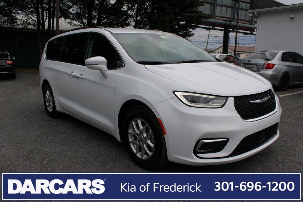 2022 Chrysler Pacifica Touring L — Minivan — 76,785 mi — Frederick, MD