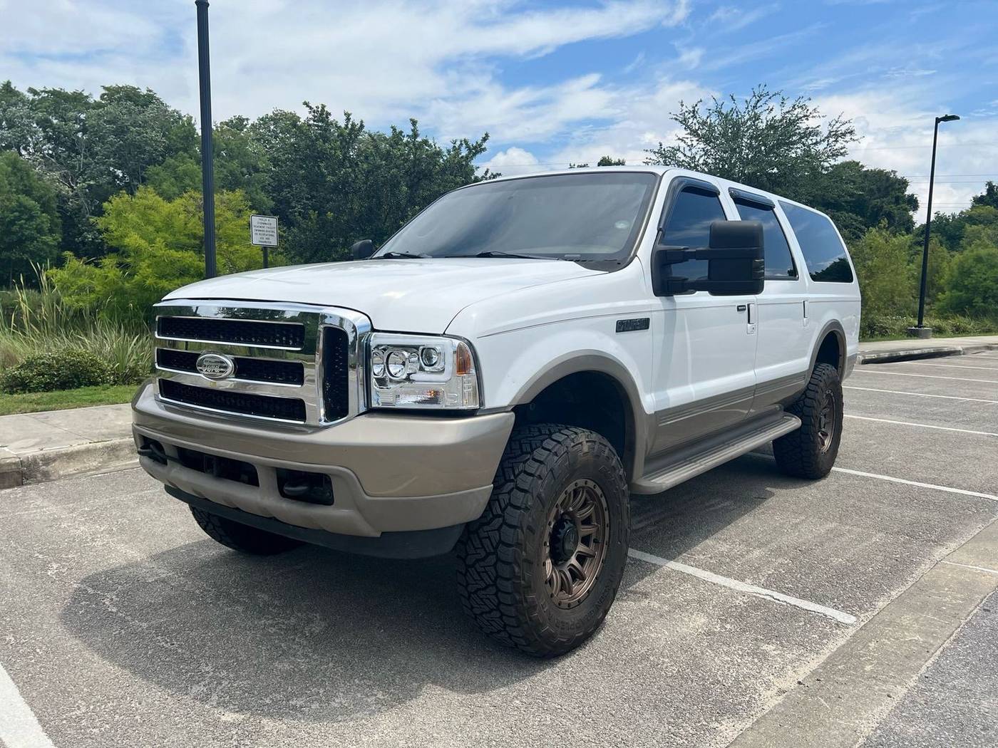 2003 Ford Excursion Eddie Bauer — SUV — 276,439 mi — Pensacola, FL