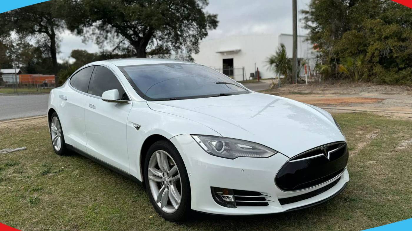 2015 Tesla Model S 70D — Hatchback — 102,453 mi — Pensacola, FL