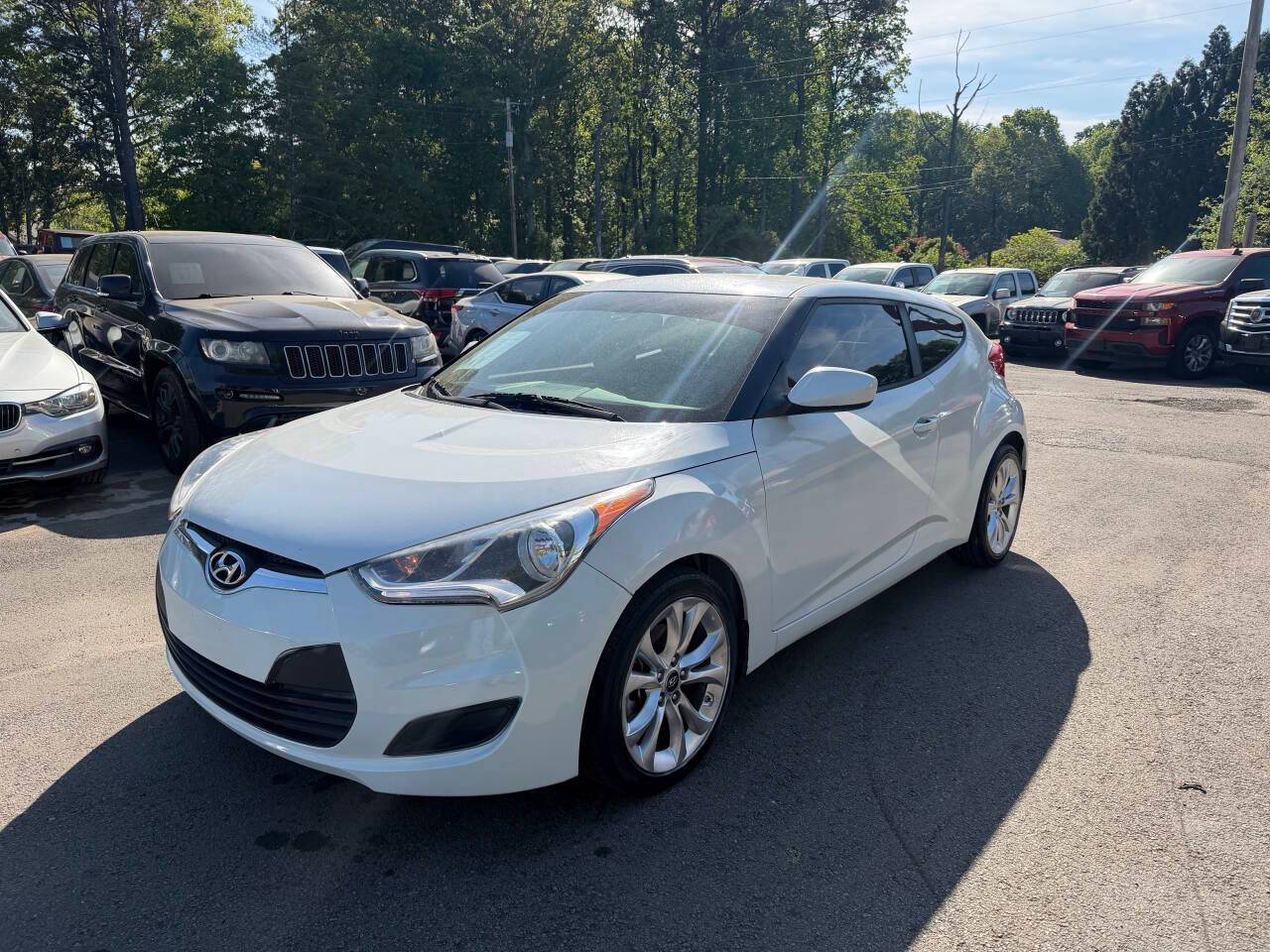 2016 Hyundai Veloster Base — Hatchback — 108,901 mi — Buford, GA