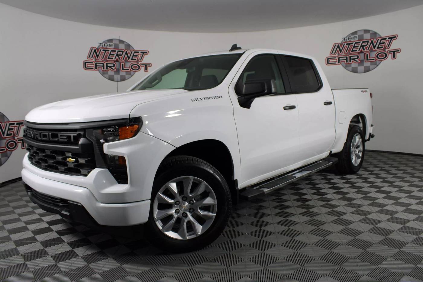 2022 Chevrolet Silverado 1500 Custom — Pickup Truck — 16,322 mi — Omaha, NE