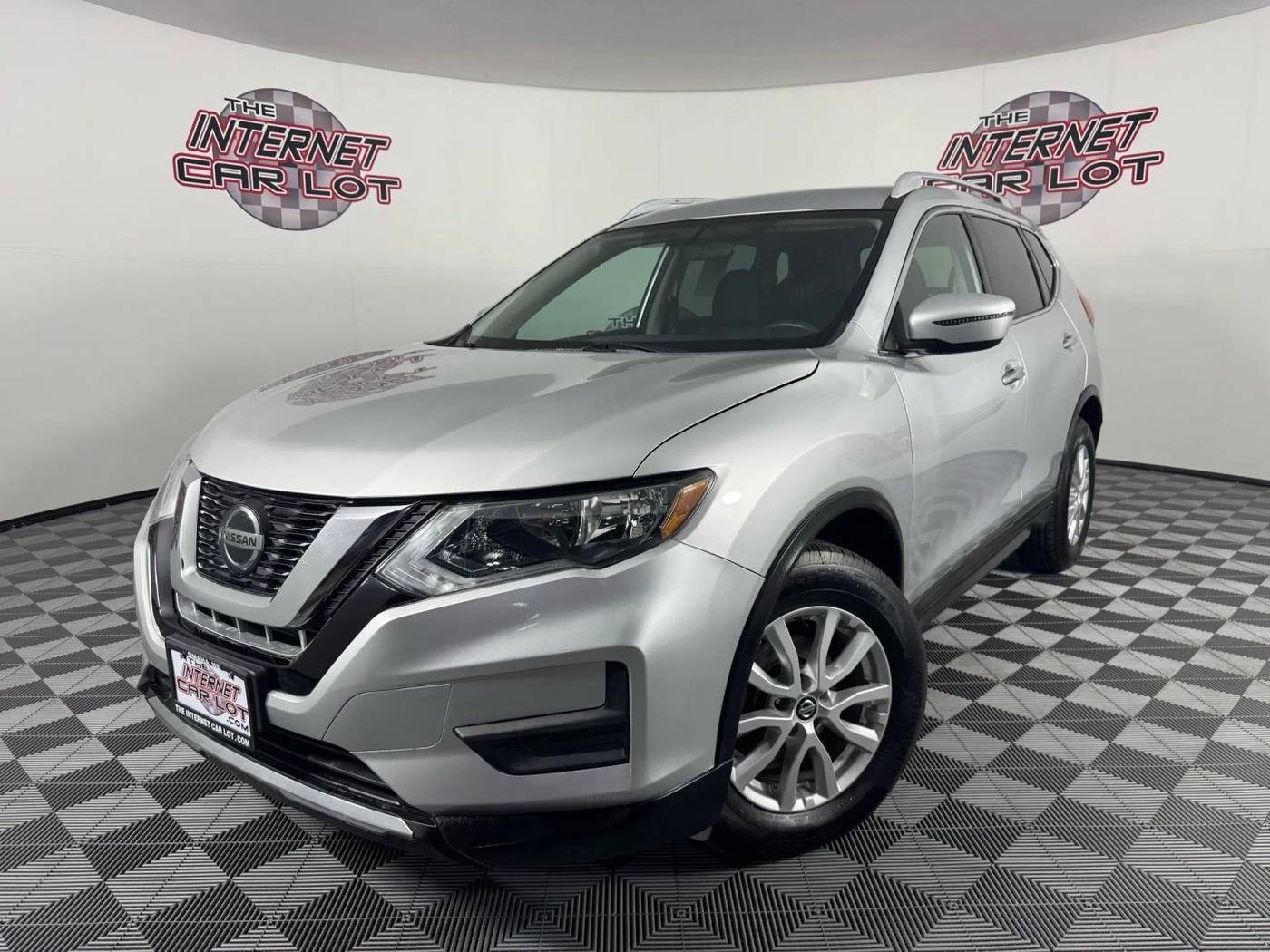 2017 Nissan Rogue SV — SUV — 42,773 mi — Omaha, NE