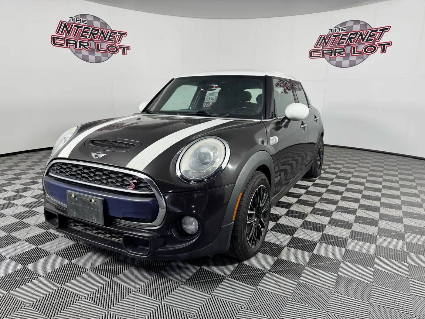 2015 MINI Hardtop Cooper S — Hatchback — 115,601 mi — Omaha, NE