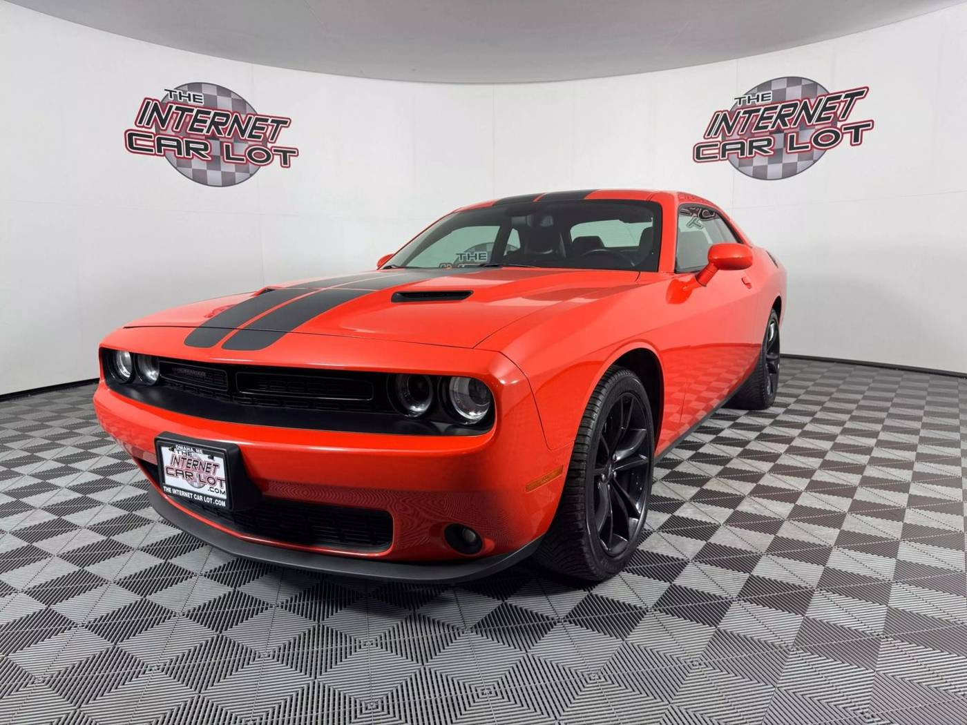 2017 Dodge Challenger SXT Plus — Coupe — 47,608 mi — Omaha, NE