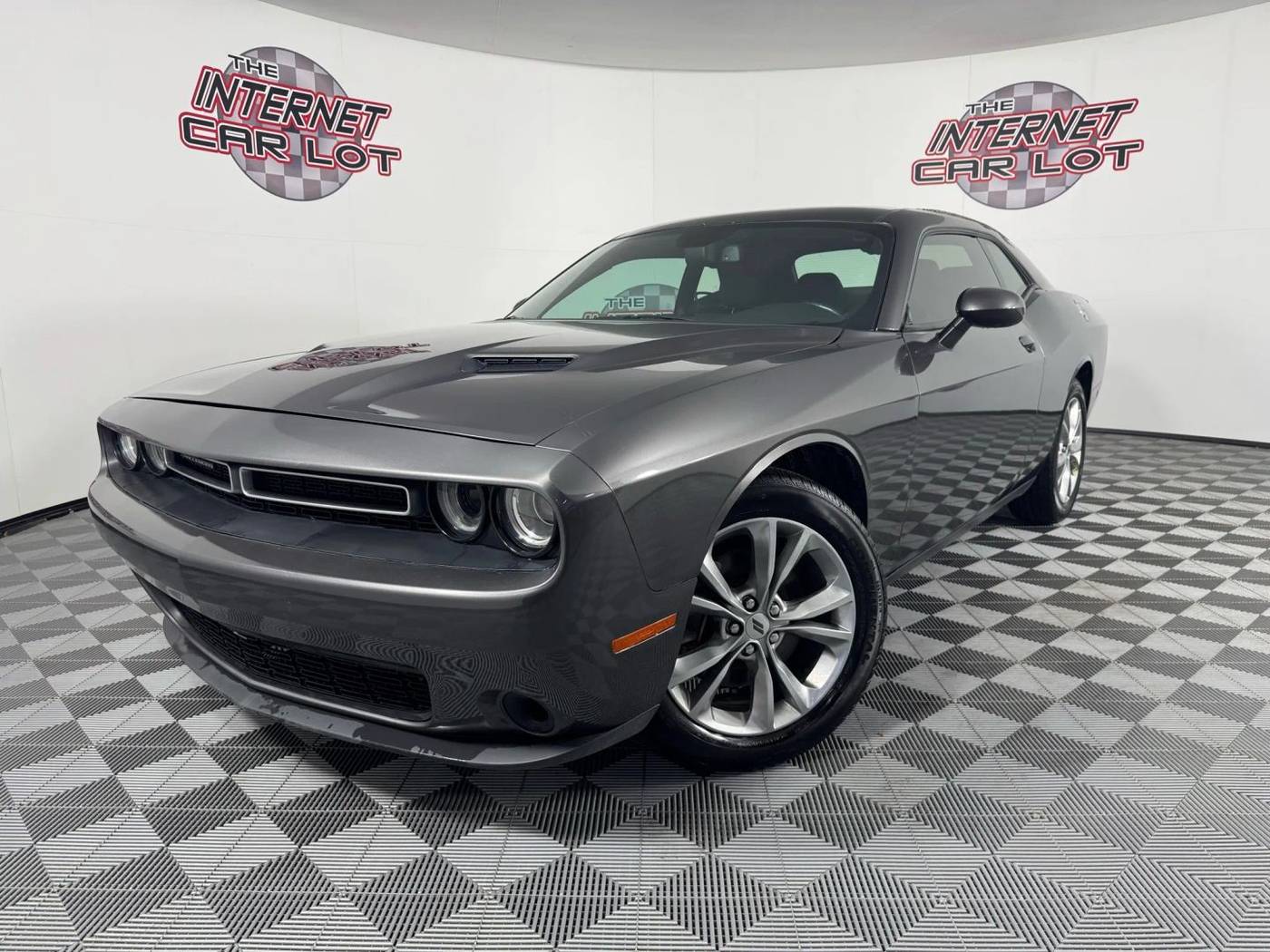 2021 Dodge Challenger SXT — Coupe — 93,596 mi — Omaha, NE