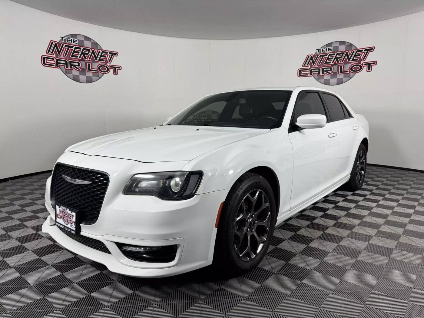 2018 Chrysler 300 S — Sedan — 89,110 mi — Omaha, NE