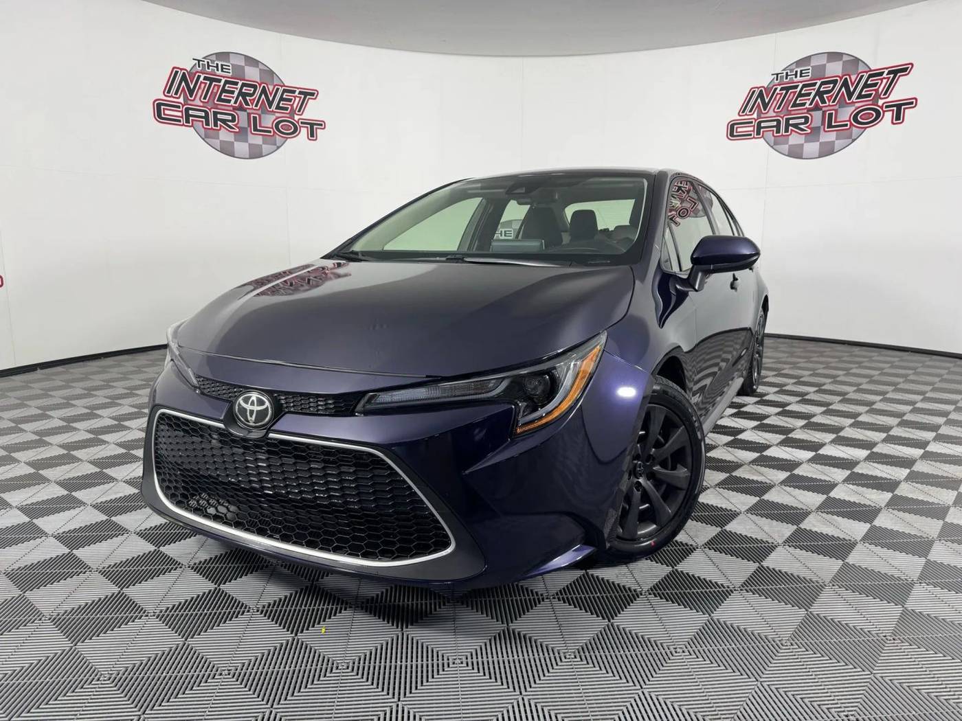 2021 Toyota Corolla LE — Sedan — 111,532 mi — Omaha, NE
