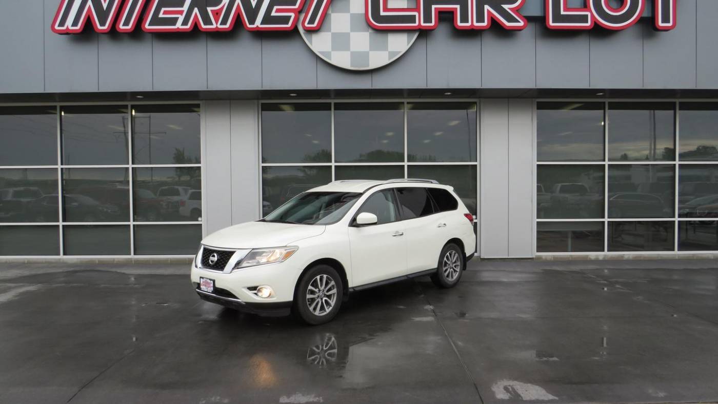 2015 Nissan Pathfinder SV — SUV — 47,052 mi — Omaha, NE