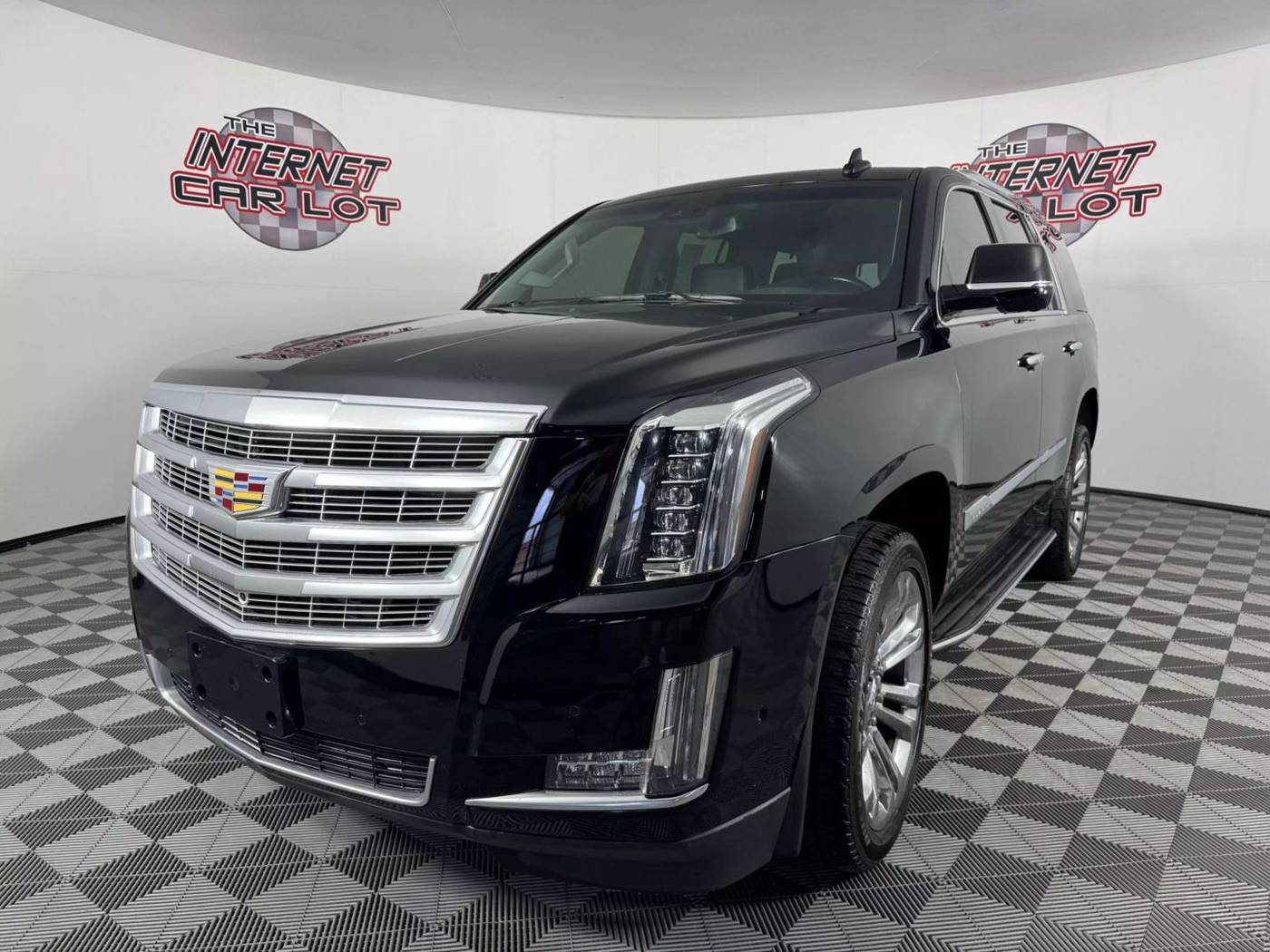 2018 Cadillac Escalade Luxury — SUV — 66,804 mi — Omaha, NE