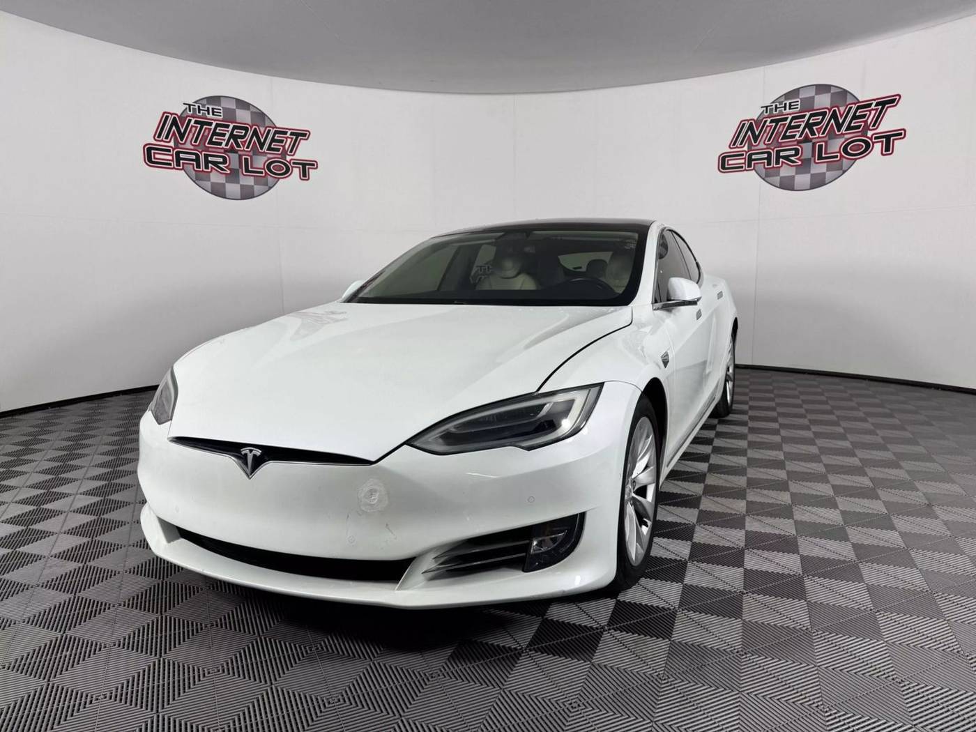 2018 Tesla Model S 75D — Hatchback — 64,577 mi — Omaha, NE