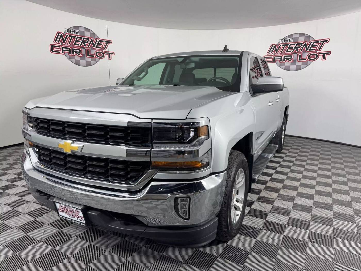 2018 Chevrolet Silverado 1500 LT — Pickup Truck — 30,968 mi — Omaha, NE