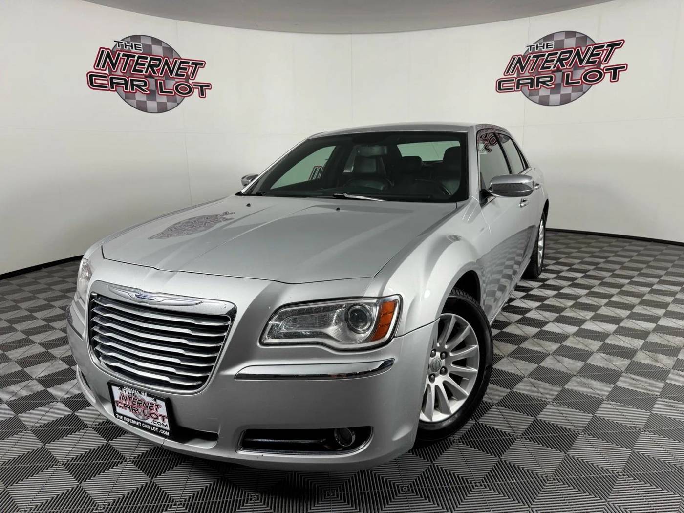 2012 Chrysler 300 Limited — Sedan — 200,766 mi — Omaha, NE