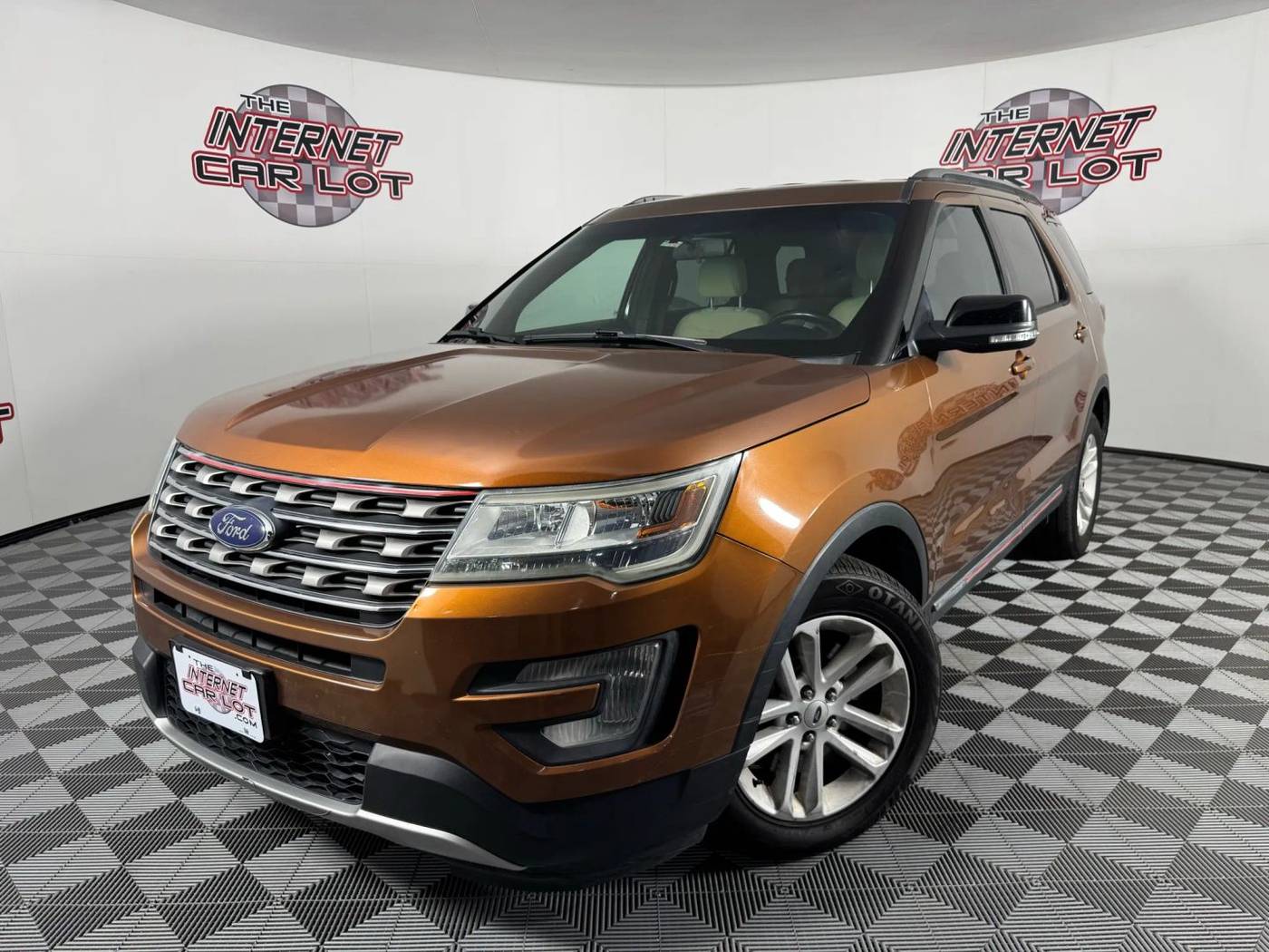 2017 Ford Explorer XLT — SUV — 100,306 mi — Omaha, NE