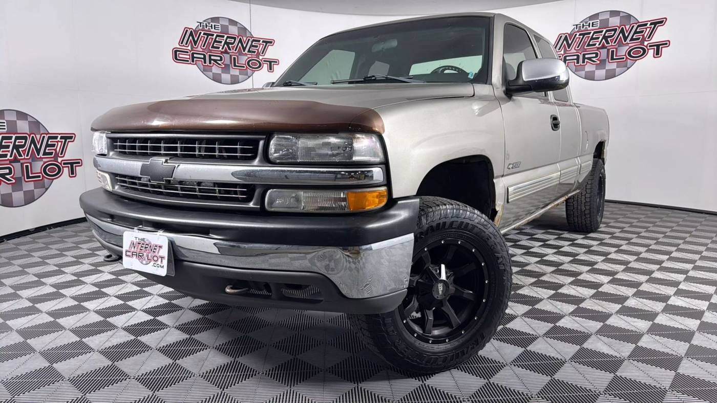 2002 Chevrolet Silverado 1500 Base — Pickup Truck — 141,500 mi — Omaha, NE