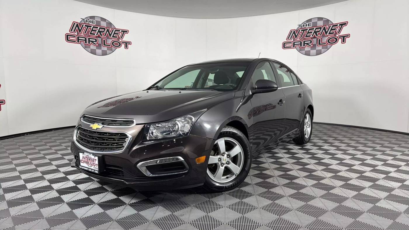 2016 Chevrolet Cruze Limited 1LT — Sedan — 82,764 mi — Omaha, NE