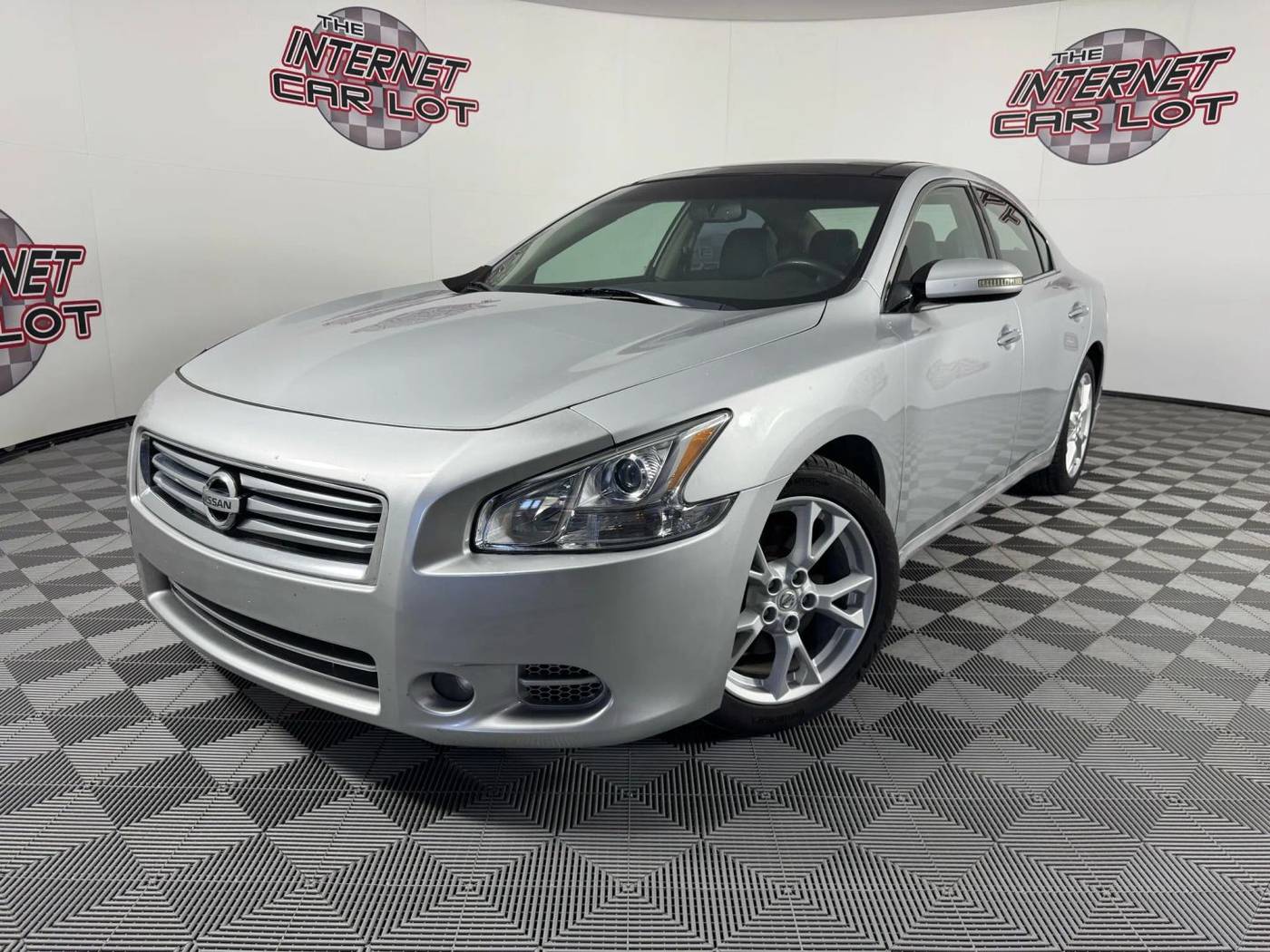 2014 Nissan Maxima SV — Sedan — 88,716 mi — Omaha, NE