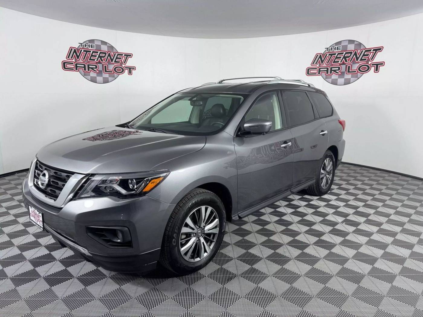 2019 Nissan Pathfinder SL — SUV — 55,423 mi — Omaha, NE
