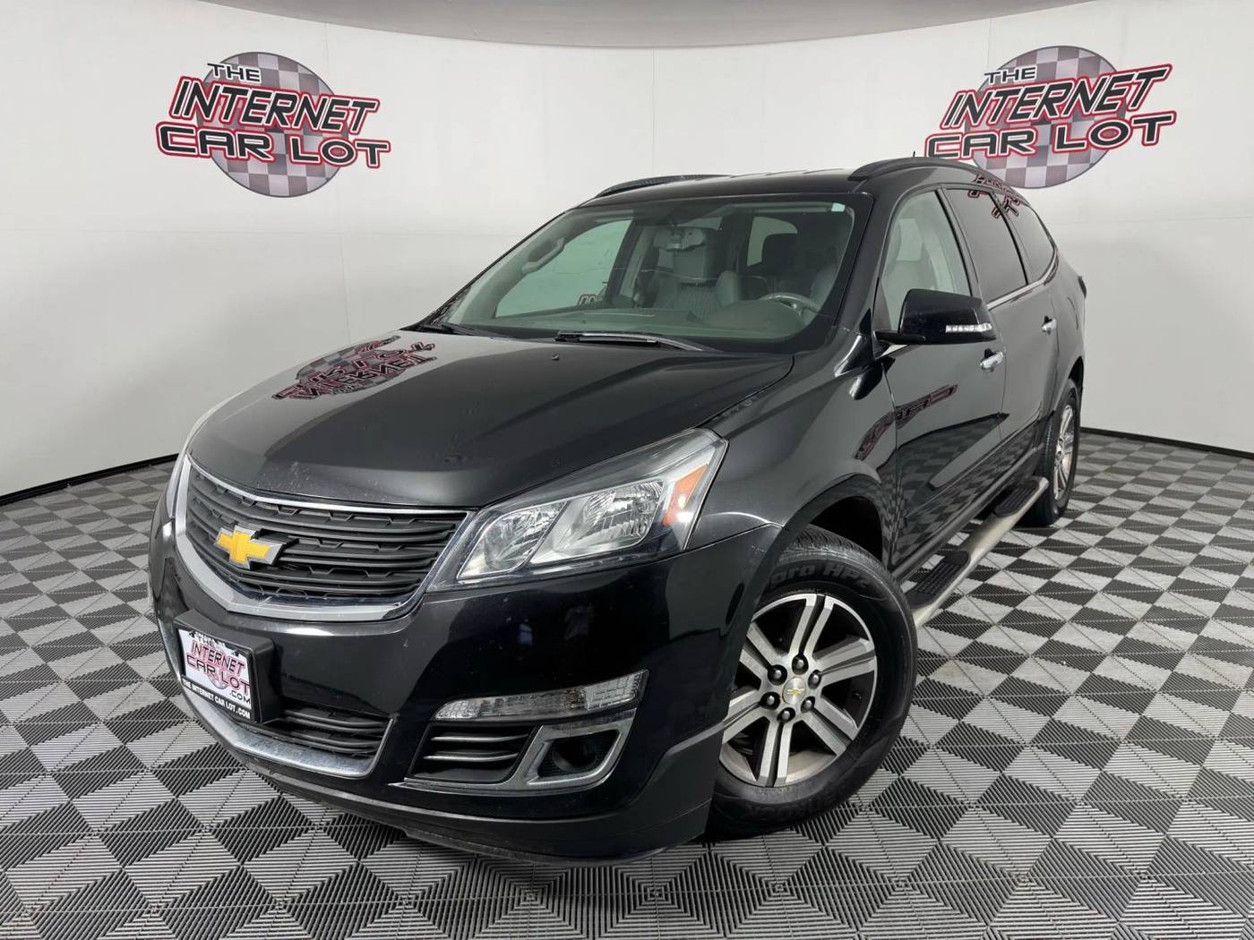 2017 Chevrolet Traverse LT — SUV — 92,521 mi — Omaha, NE