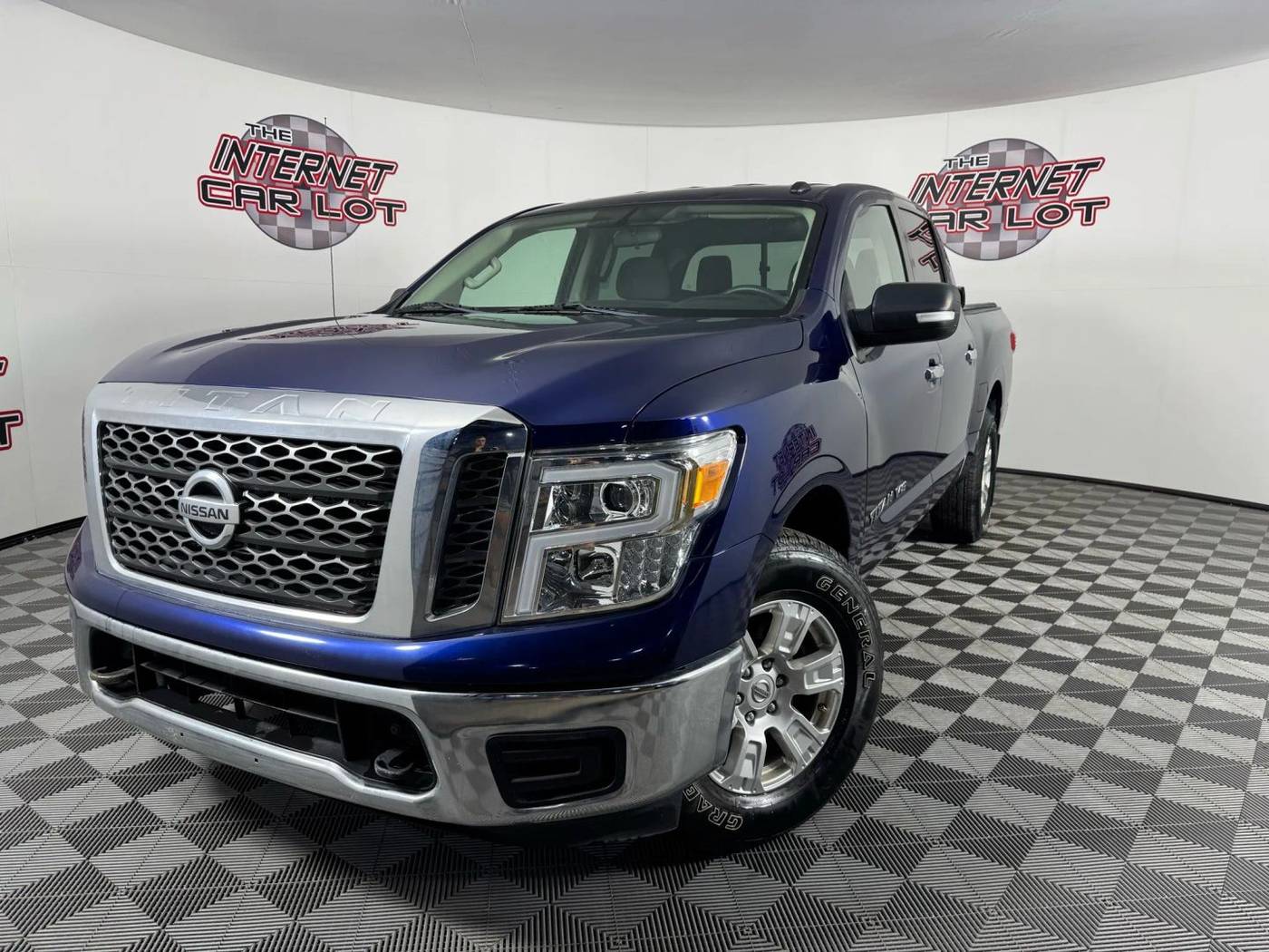 2019 Nissan Titan SV