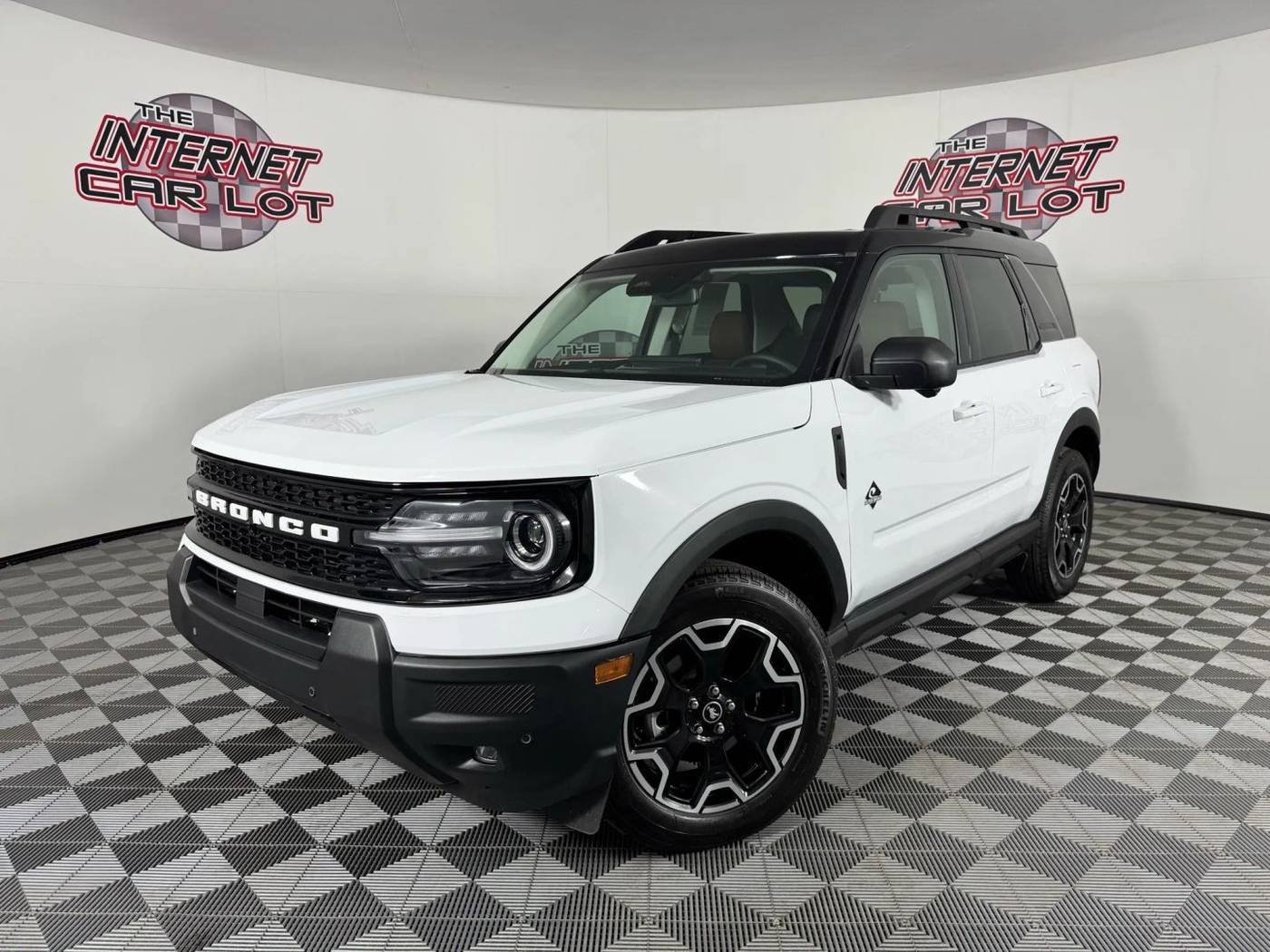 2025 Ford Bronco Sport Outer Banks — SUV — 1,174 mi — Omaha, NE
