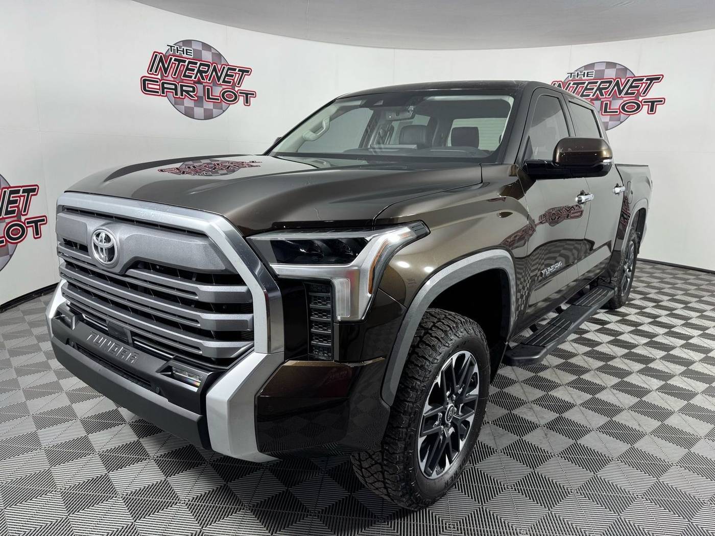 2024 Toyota Tundra Limited — Pickup Truck — 22,136 mi — Omaha, NE