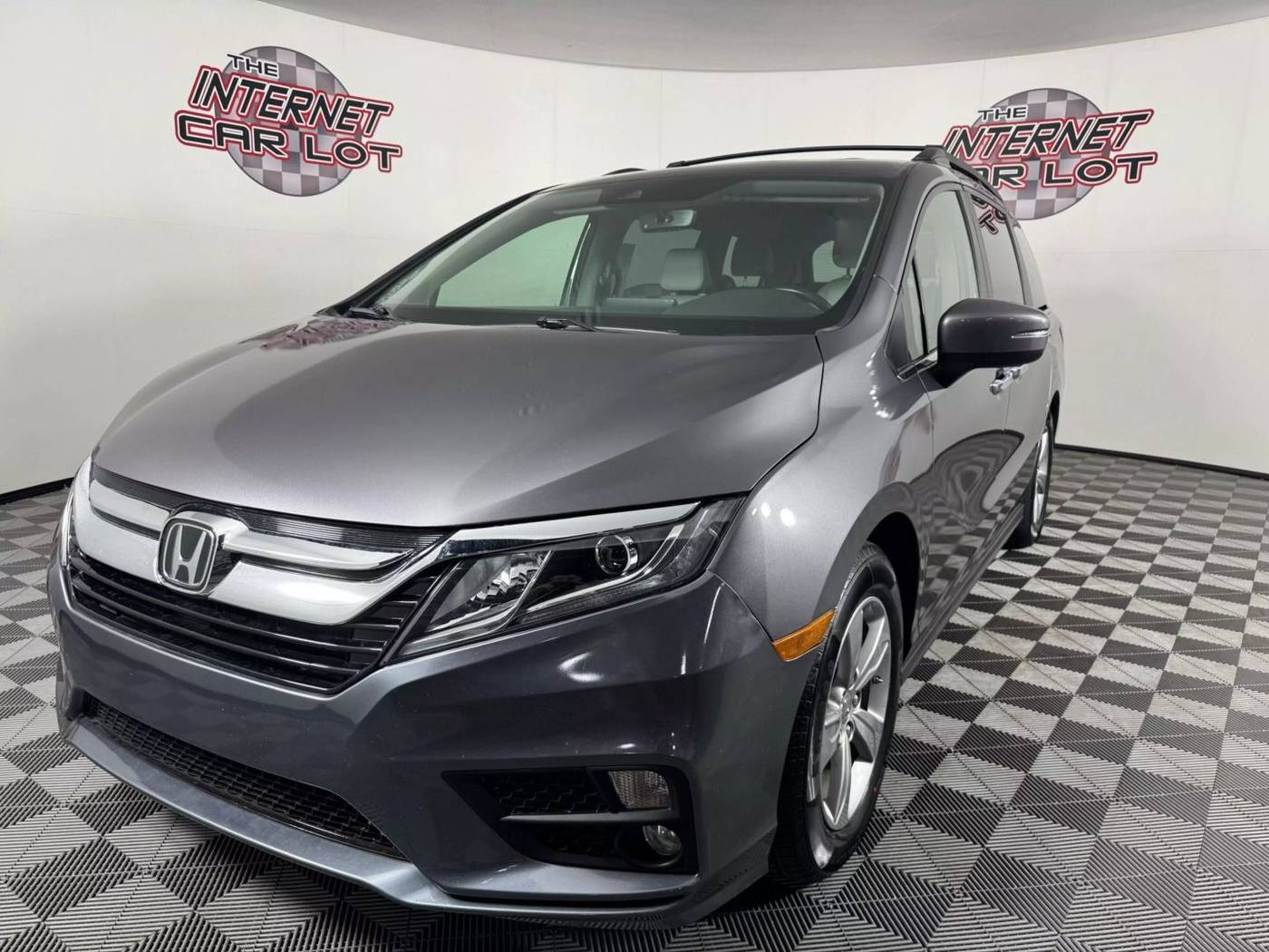 2018 Honda Odyssey EX-L — Minivan — 70,820 mi — Omaha, NE