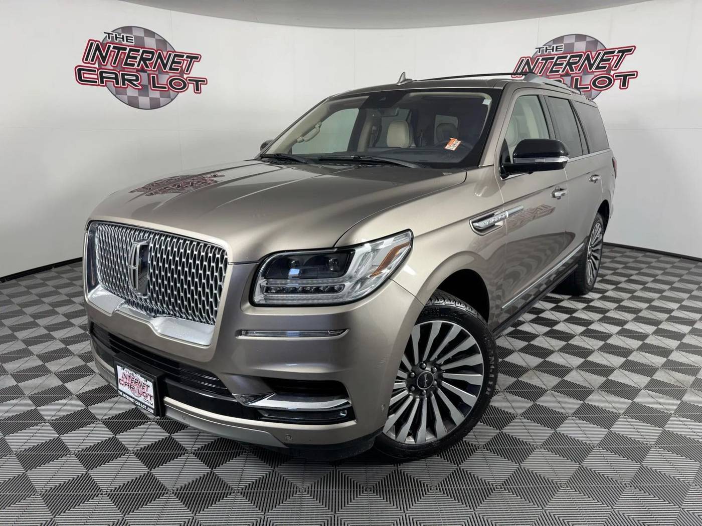 2018 Lincoln Navigator Reserve — SUV — 152,393 mi — Omaha, NE
