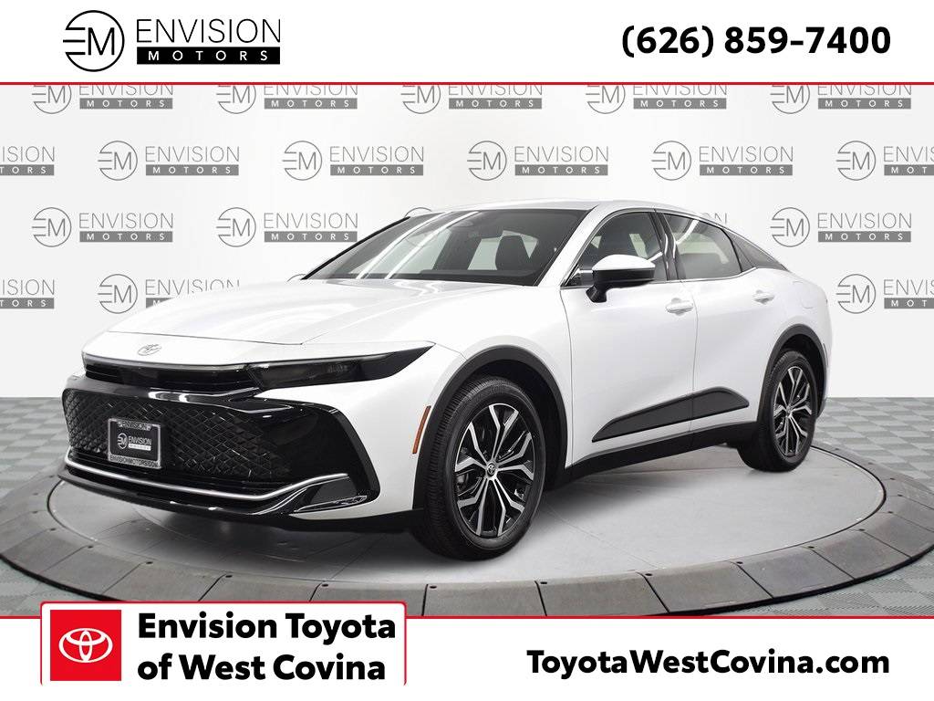 2025 Toyota Crown XLE — Sedan — 3,277 mi — West Covina, CA