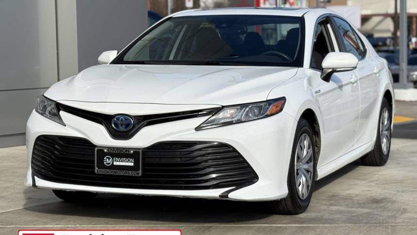 2020 Toyota Camry Hybrid LE — Sedan — 88,107 mi — West Covina, CA