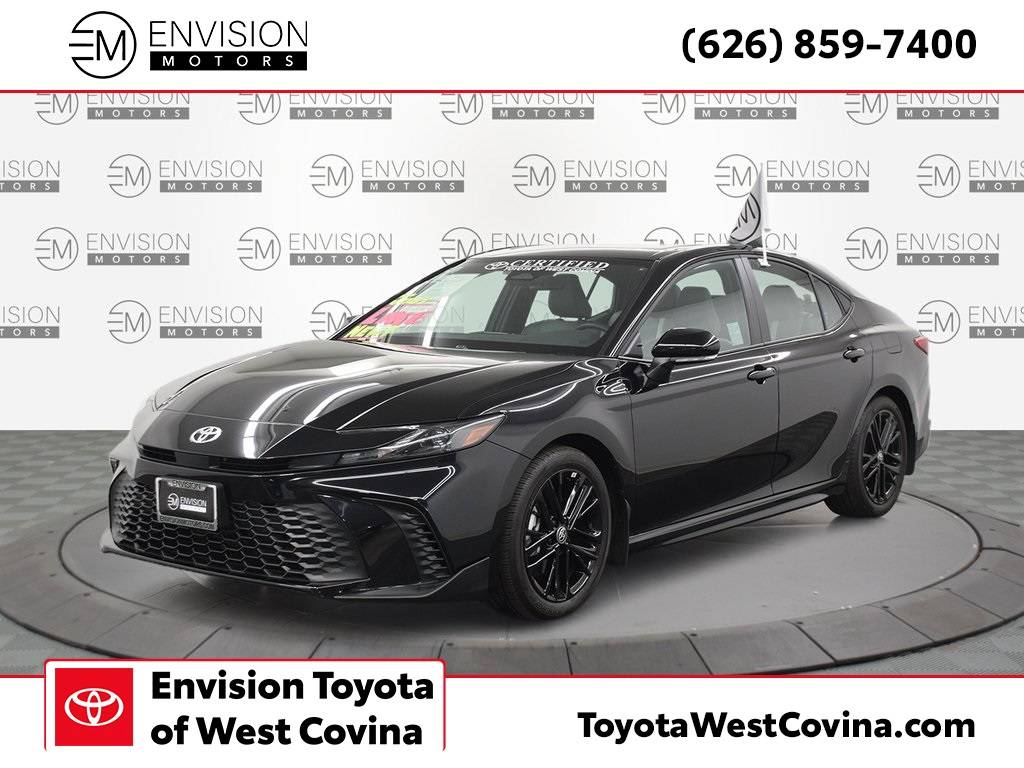 2025 Toyota Camry SE — Sedan — 5,682 mi — West Covina, CA