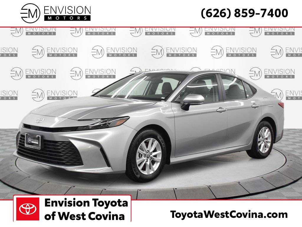 2025 Toyota Camry LE — Sedan — 5,620 mi — West Covina, CA