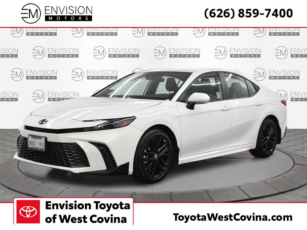 2025 Toyota Camry SE — Sedan — 5,862 mi — West Covina, CA