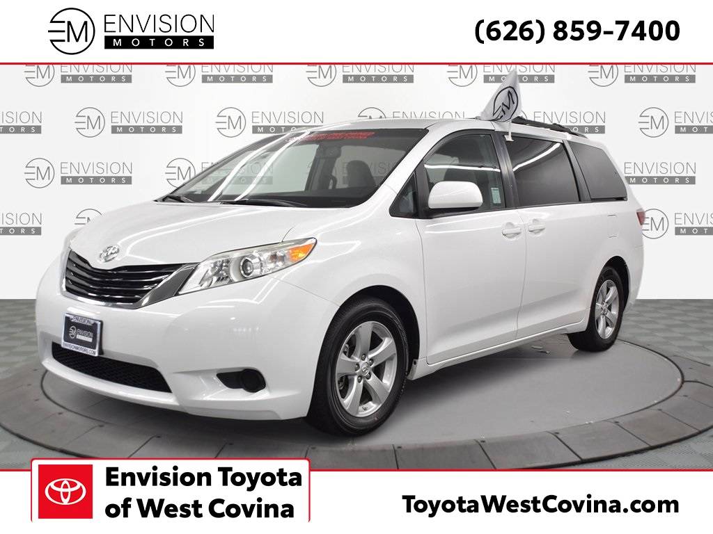 2015 Toyota Sienna LE — Minivan — 141,387 mi — West Covina, CA