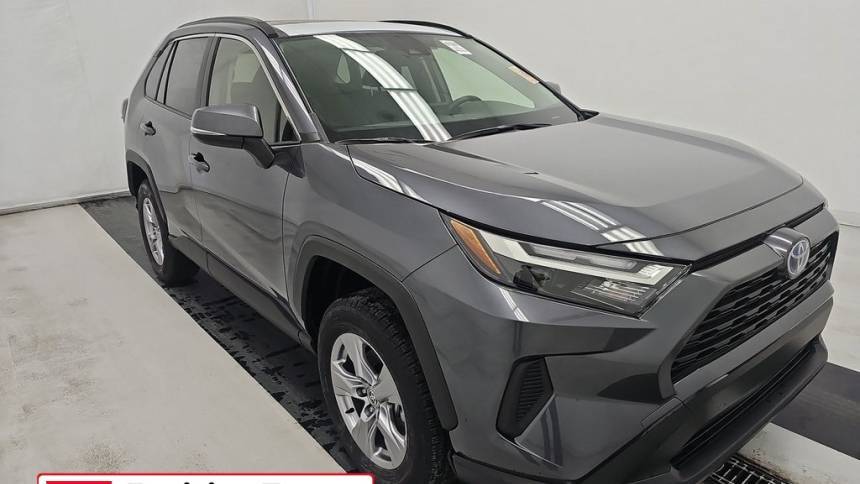 2024 Toyota RAV4 Hybrid XLE — SUV — 400 mi — West Covina, CA