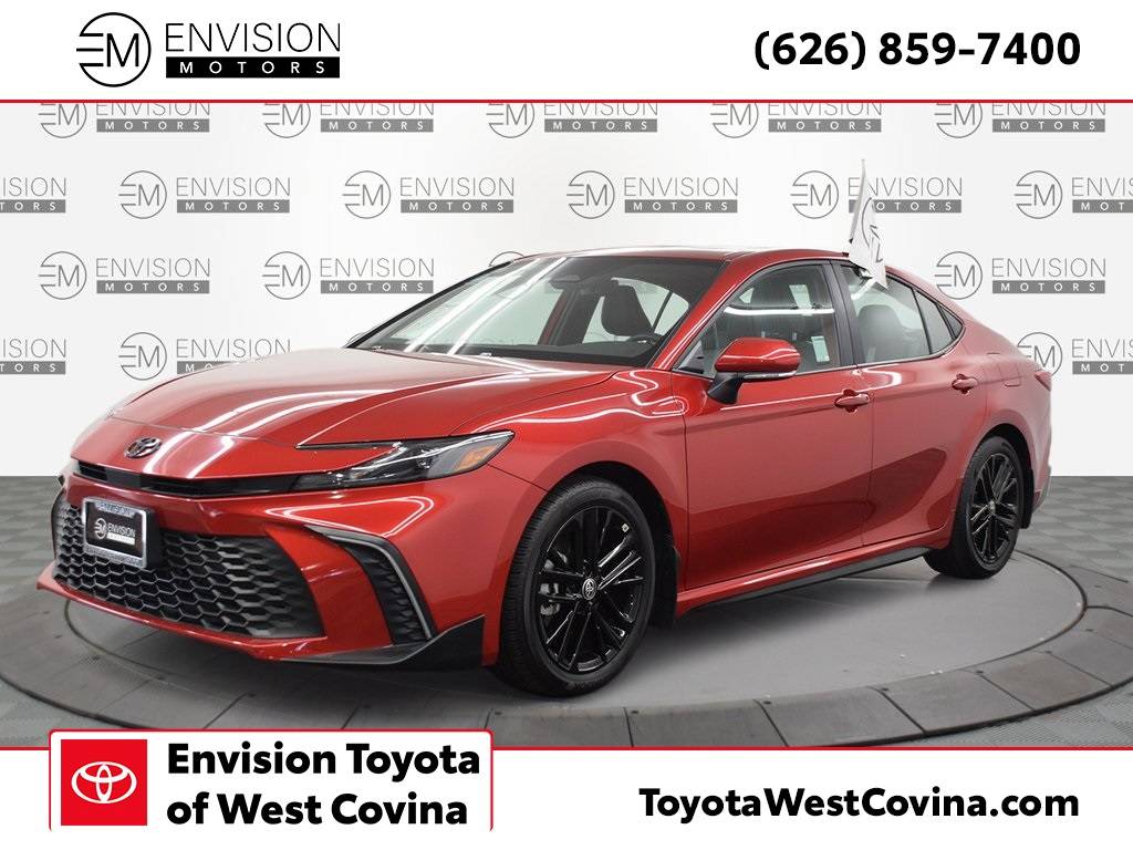 2025 Toyota Camry Hybrid SE — Sedan — 9,905 mi — West Covina, CA