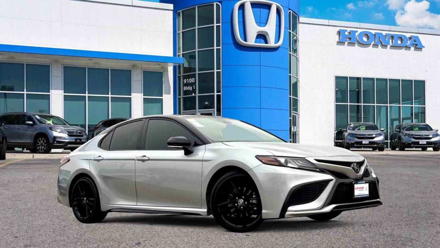 2022 Toyota Camry XSE V6 — Sedan — 29,766 mi — San Antonio, TX