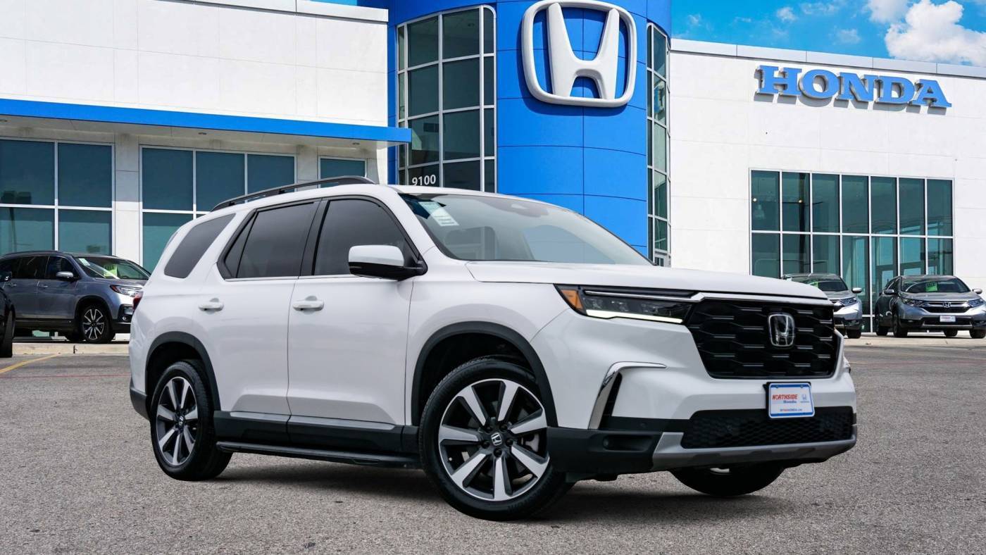 2024 Honda Pilot Touring — SUV — 35,695 mi — San Antonio, TX