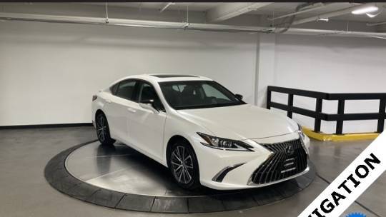 2022 Lexus ES ES 250 — Sedan — 12,960 mi — Great Neck, NY