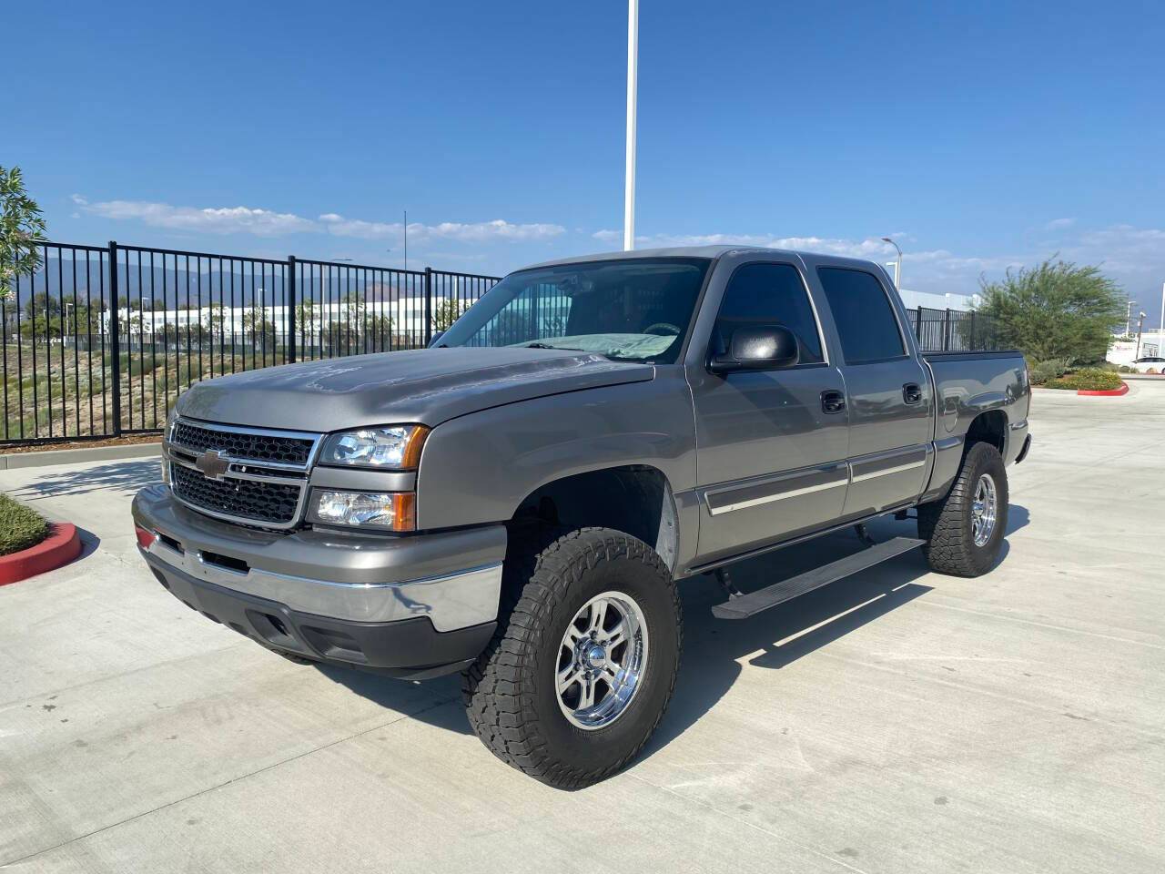 2007 Chevrolet Silverado 1500 Classic LS — Pickup Truck — 206,142 mi — San Bernardino, CA
