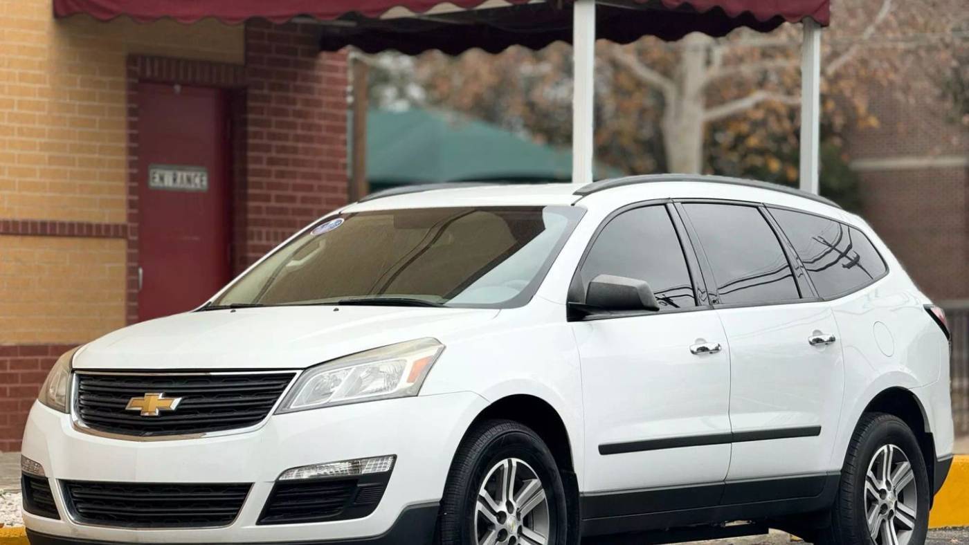2016 Chevrolet Traverse LS — SUV — 93,972 mi — San Antonio, TX