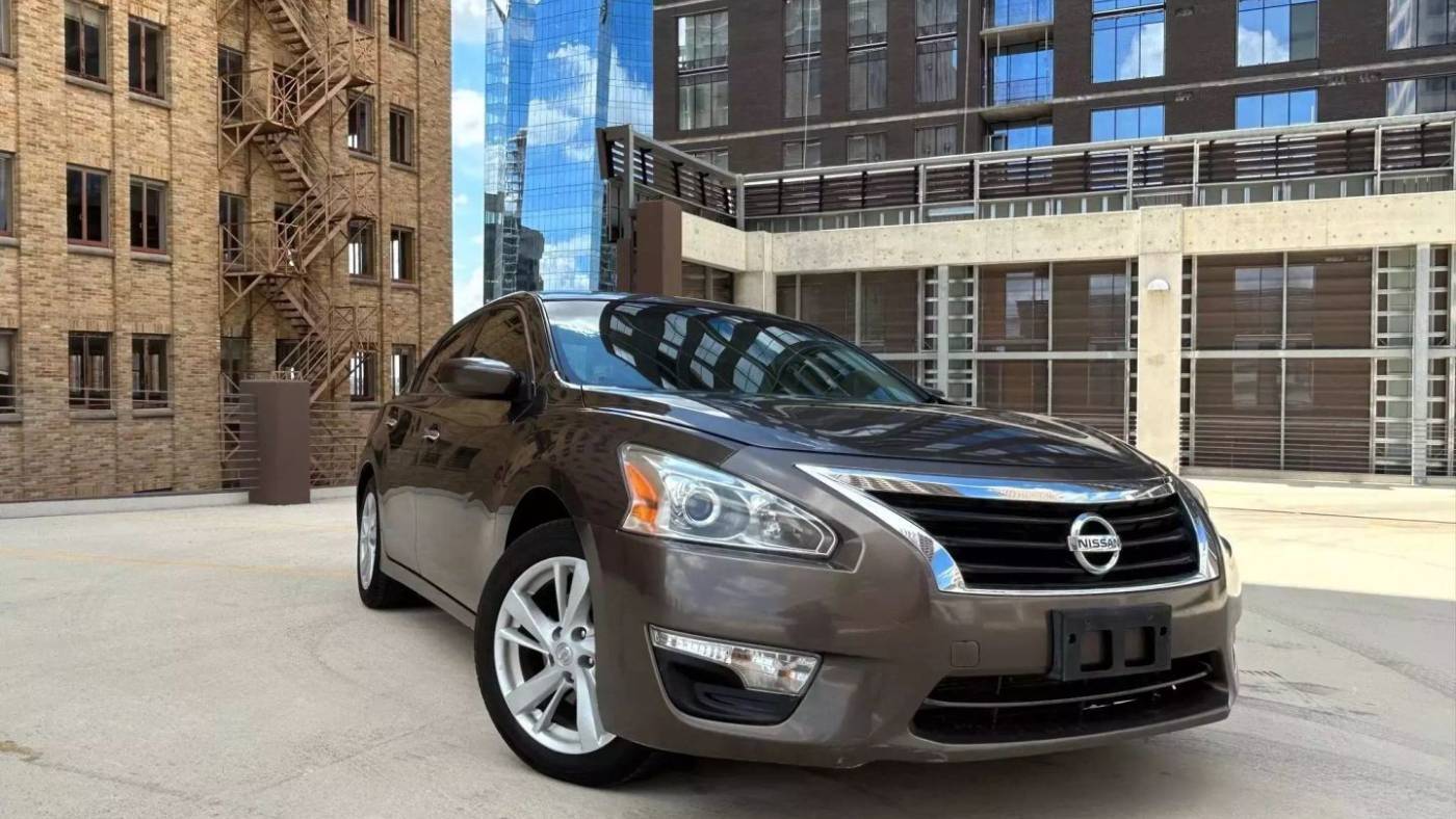 2013 Nissan Altima 2.5 SV — Sedan — 139,816 mi — San Antonio, TX