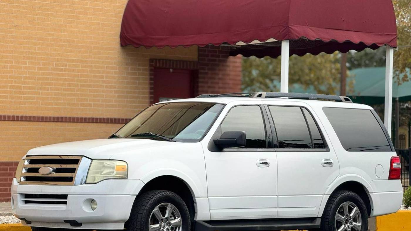 2011 Ford Expedition XLT — SUV — 131,315 mi — San Antonio, TX