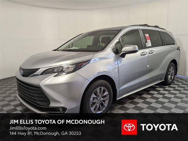 2025 Toyota Sienna XLE — Minivan — 5 mi — McDonough, GA