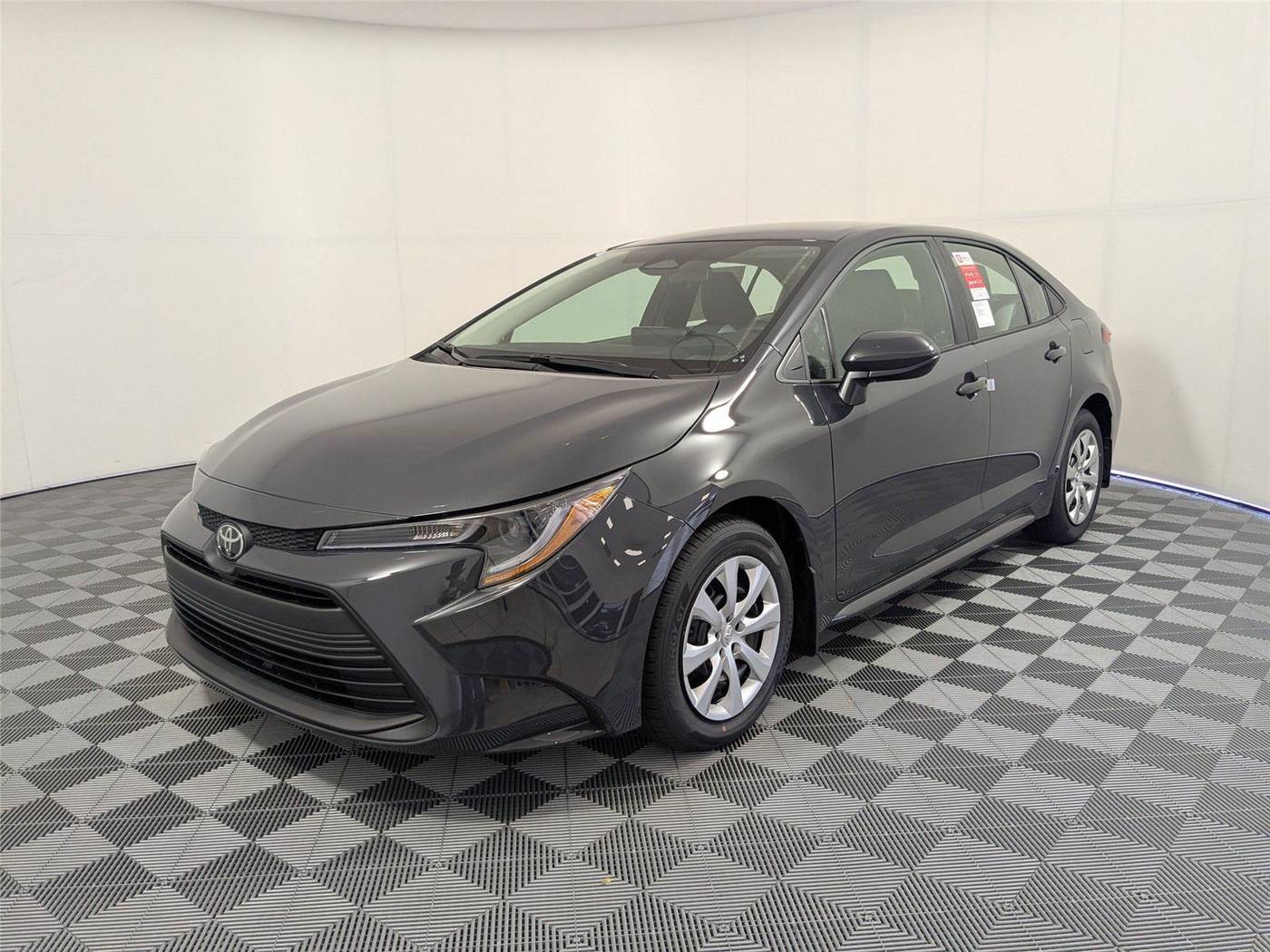 2025 Toyota Corolla LE — Sedan — 5 mi — McDonough, GA